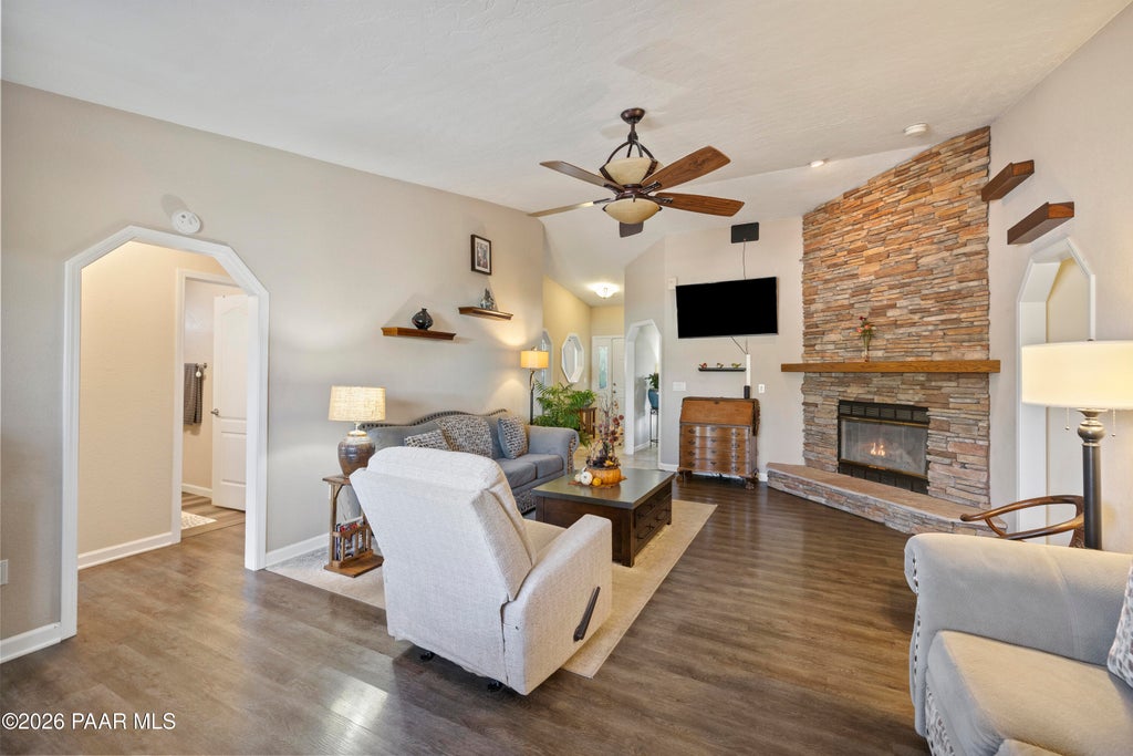 Photo of 9040 E Bighorn Drive, Prescott Valley, AZ 86314 (MLS # 1085969)