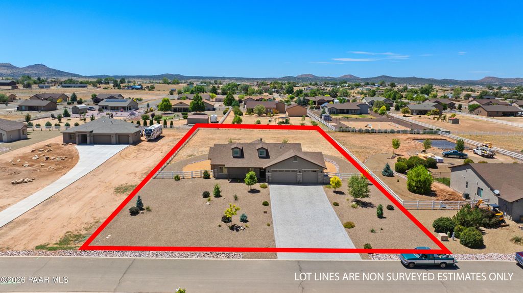 Photo of 174 S Brenna Dr, Chino Valley, AZ 86323 (MLS # 1079912)