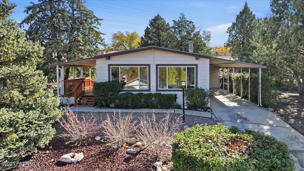 Photo of 3155 Amherst Drive, Prescott, AZ 86301 (MLS # 1078138)