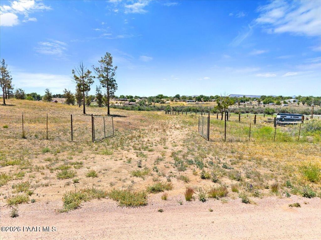 Photo of 30617115 A Tree Farm Lane, Chino Valley, AZ 86323 (MLS # 1082101)