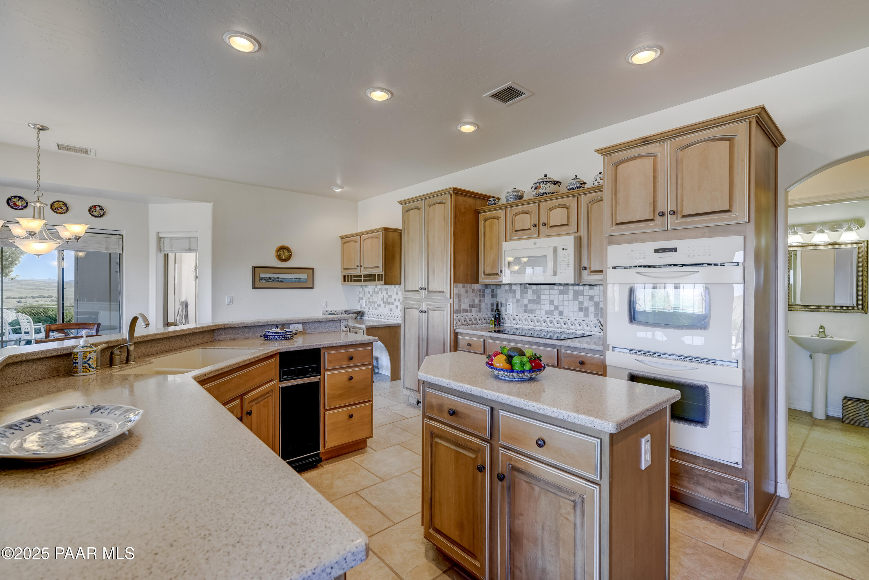 Prescott Valley, Arizona 86327, United States, 4 Bedrooms Bedrooms, ,3 BathroomsBathrooms,Residential,Active,222214