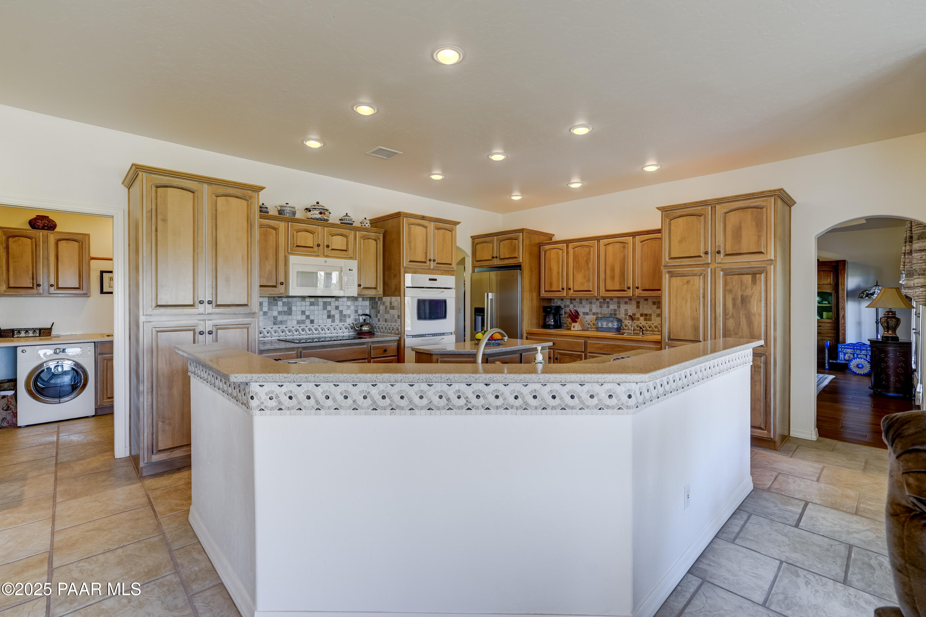 Prescott Valley, Arizona 86327, United States, 4 Bedrooms Bedrooms, ,3 BathroomsBathrooms,Residential,Active,222214