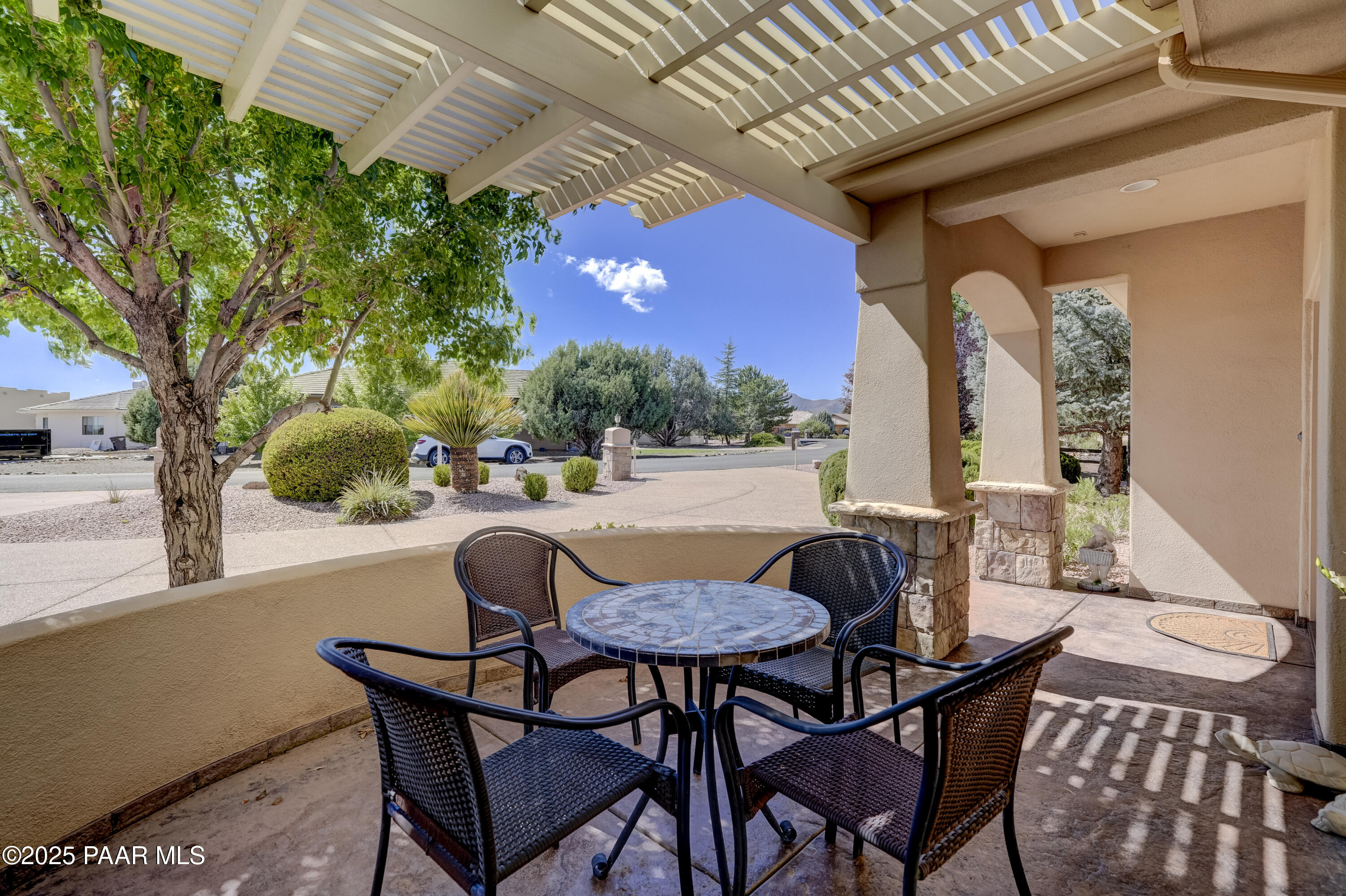 10658 E High Point Drive