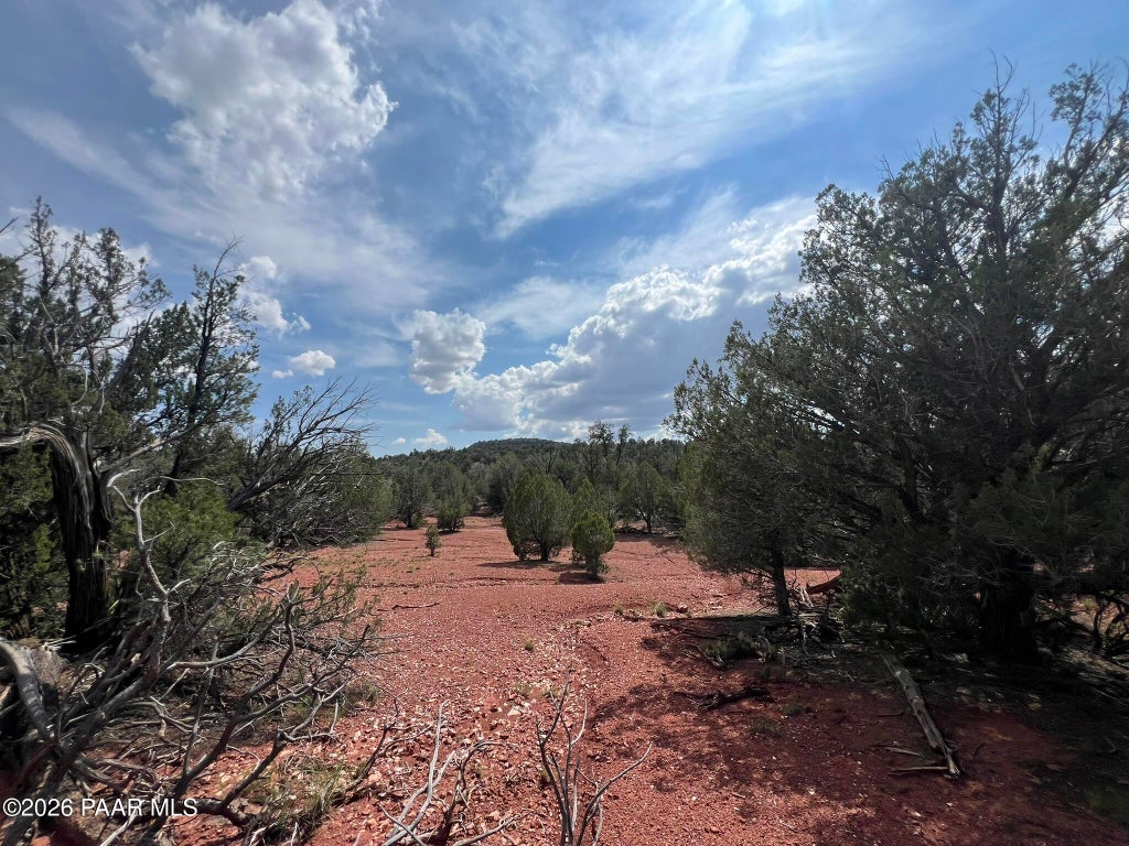 Photo of 276 Off Of Cathedral Valley Road, Ash Fork, AZ 86320 (MLS # 1084754)
