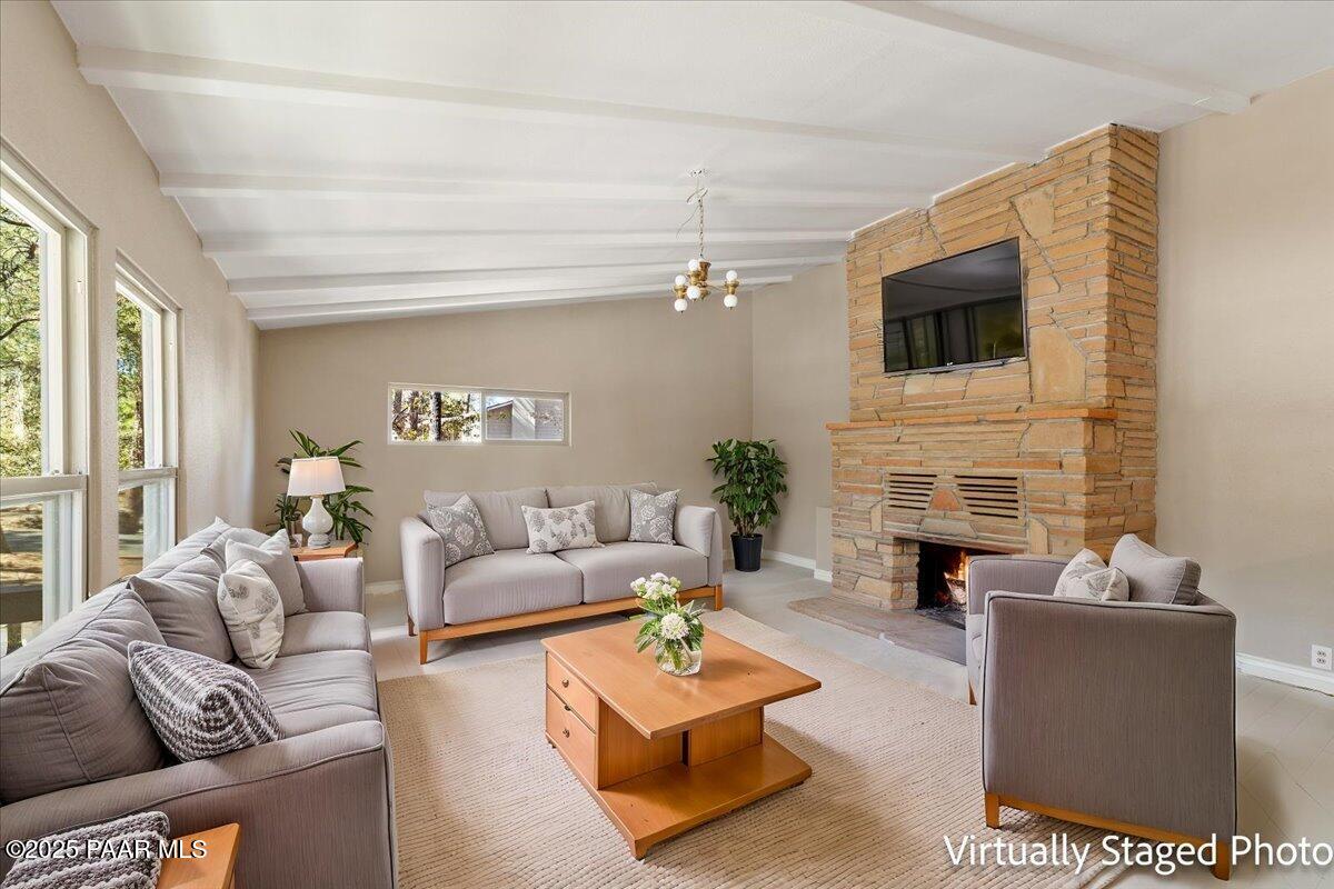 1024 W Copper Basin Road