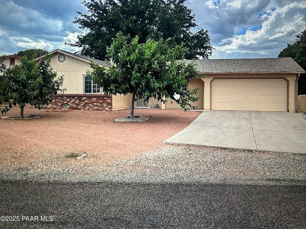 Photo of 4902 E Brigade Circle, Cottonwood, AZ 86326 (MLS # 1078411)