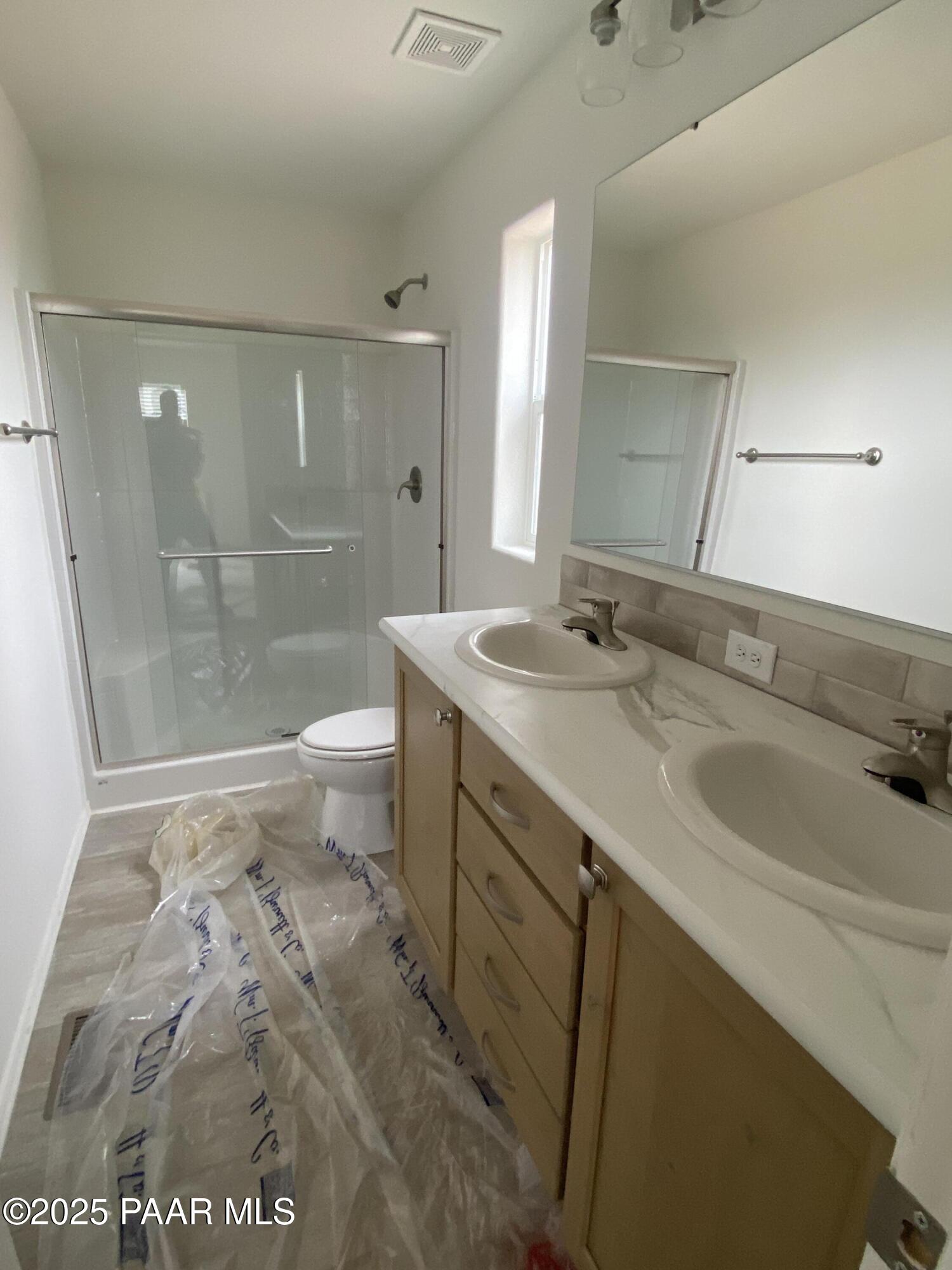 235 W Venice Way