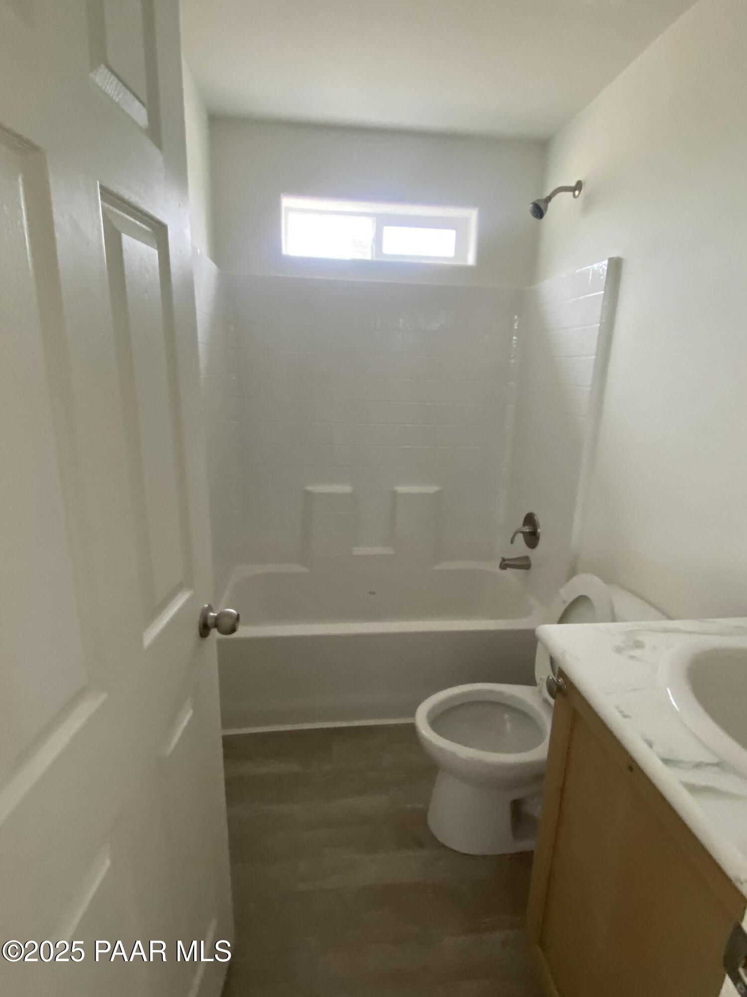 235 W Venice Way