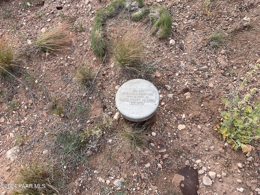 Photo of Tbd E New Beginning Road, Paulden, AZ 86337 (MLS # 1079829)