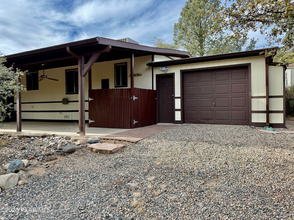 Photo of 1522 Private Road, Prescott, AZ 86301 (MLS # 1078380)