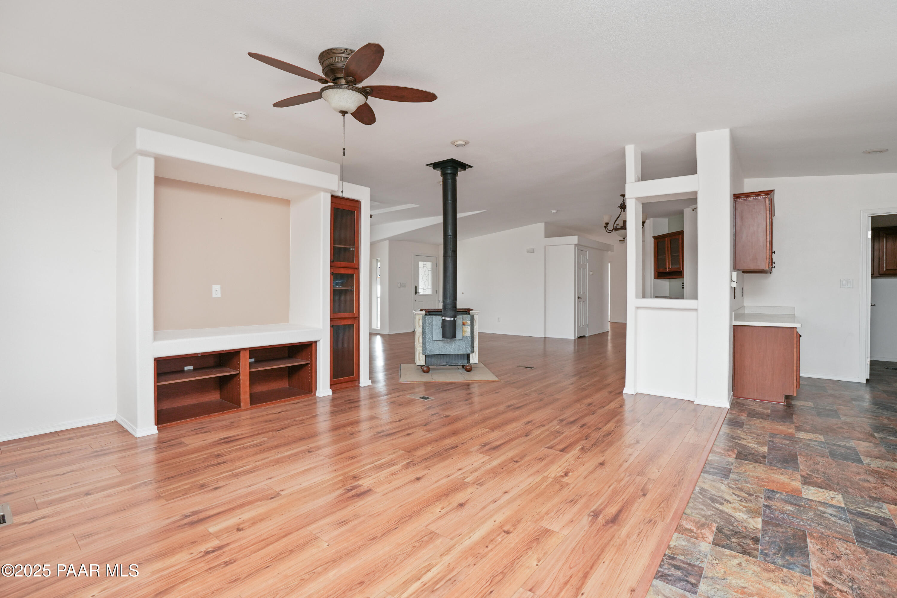 670 N Old Coach Trail