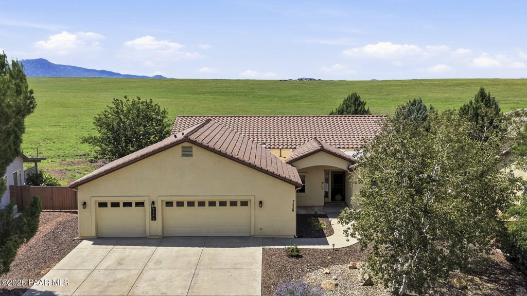 Photo of 7236 N Pinnacle Pass Drive, Prescott Valley, AZ 86315 (MLS # 1084361)