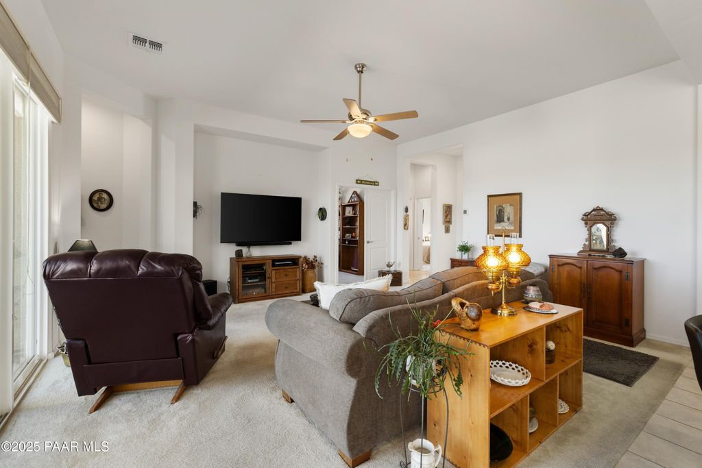 Photo of 966 N Diaz Street, Dewey-Humboldt, AZ 86327 (MLS # 1077090)