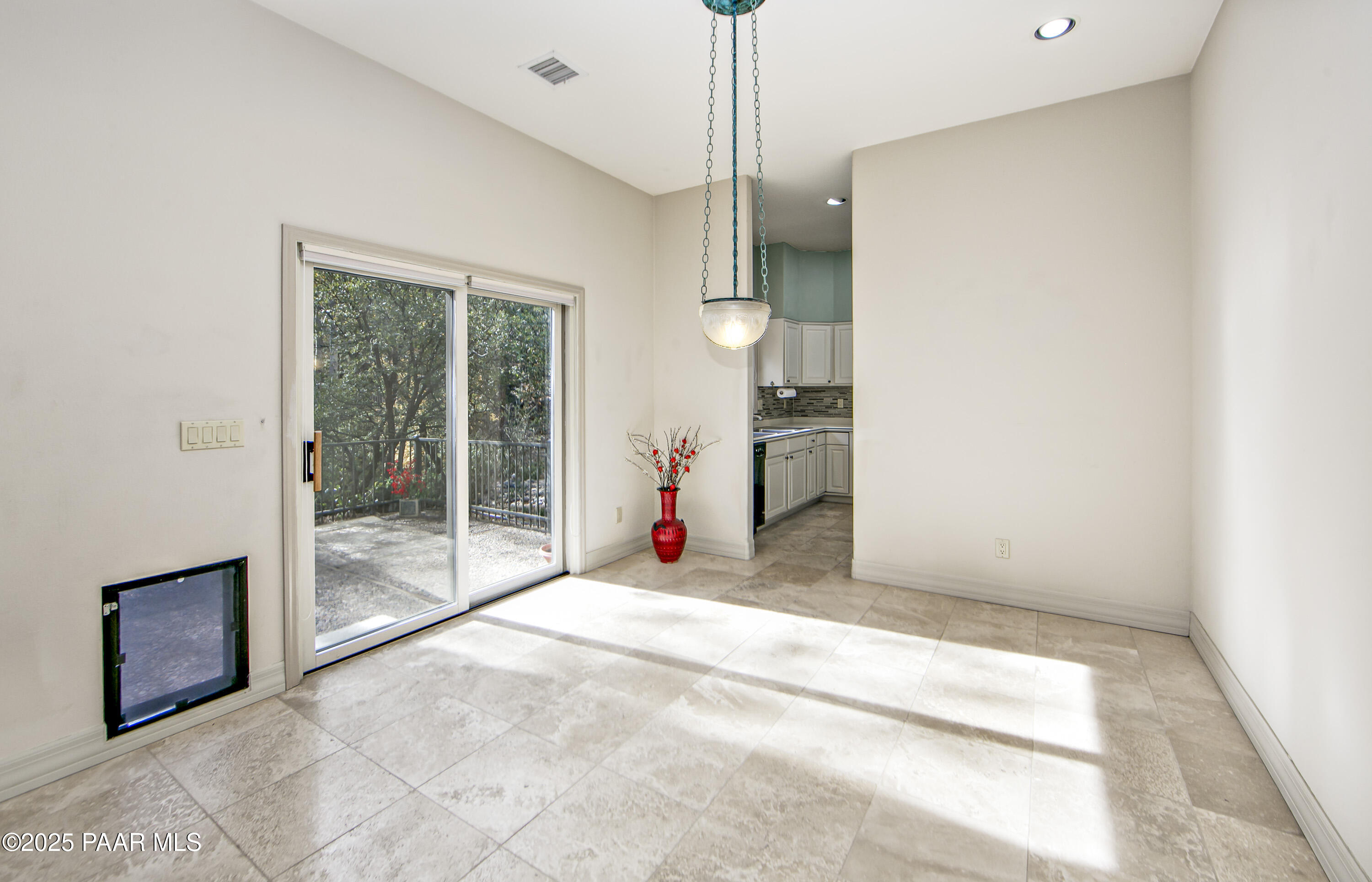 1905 Timber Point W.