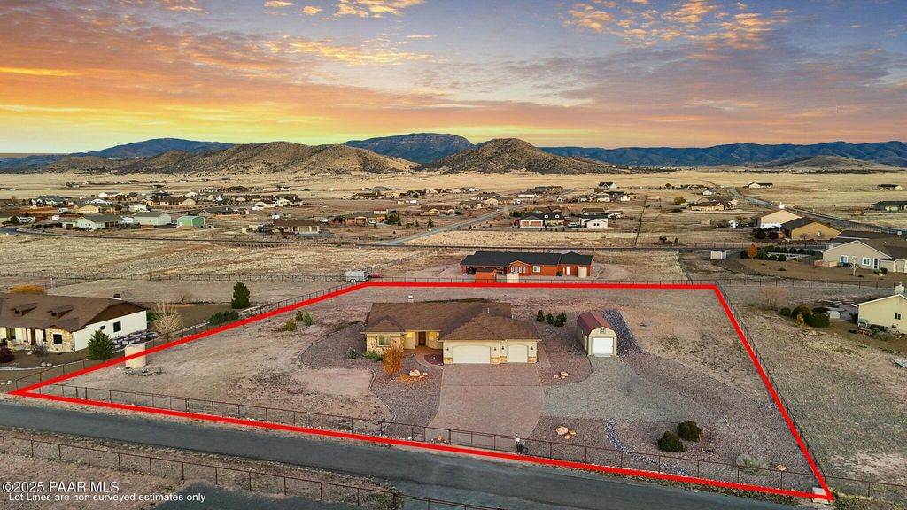 Photo of 8575 N Buffalo Hill Court, Prescott Valley, AZ 86315 (MLS # 1078228)