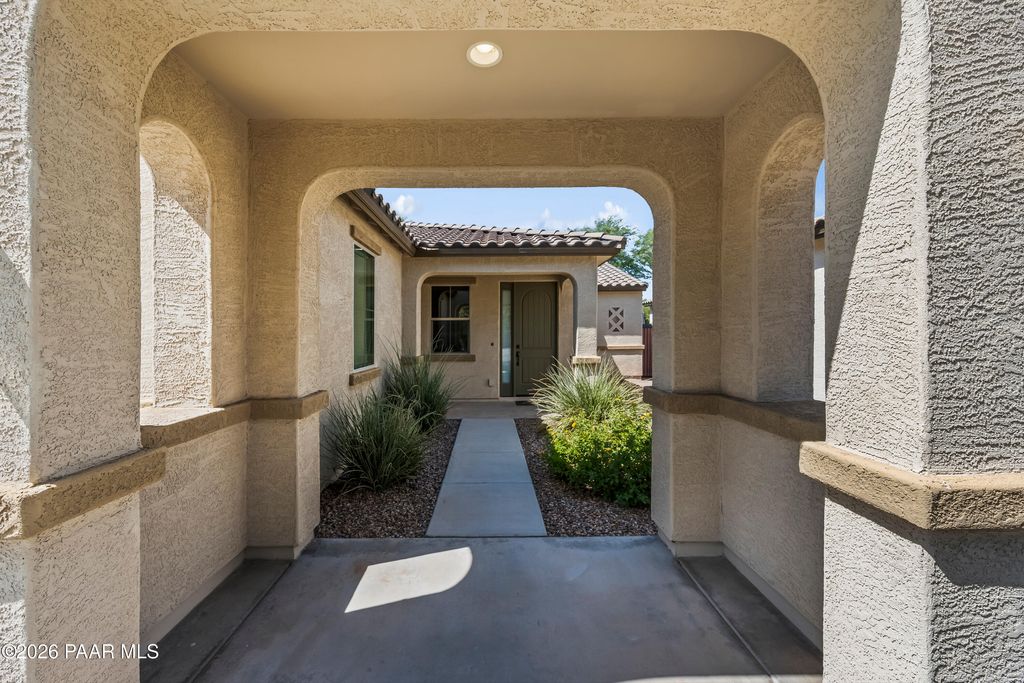 Photo of 9272 W Wood Drive, Peoria, AZ 85381 (MLS # 1083699)