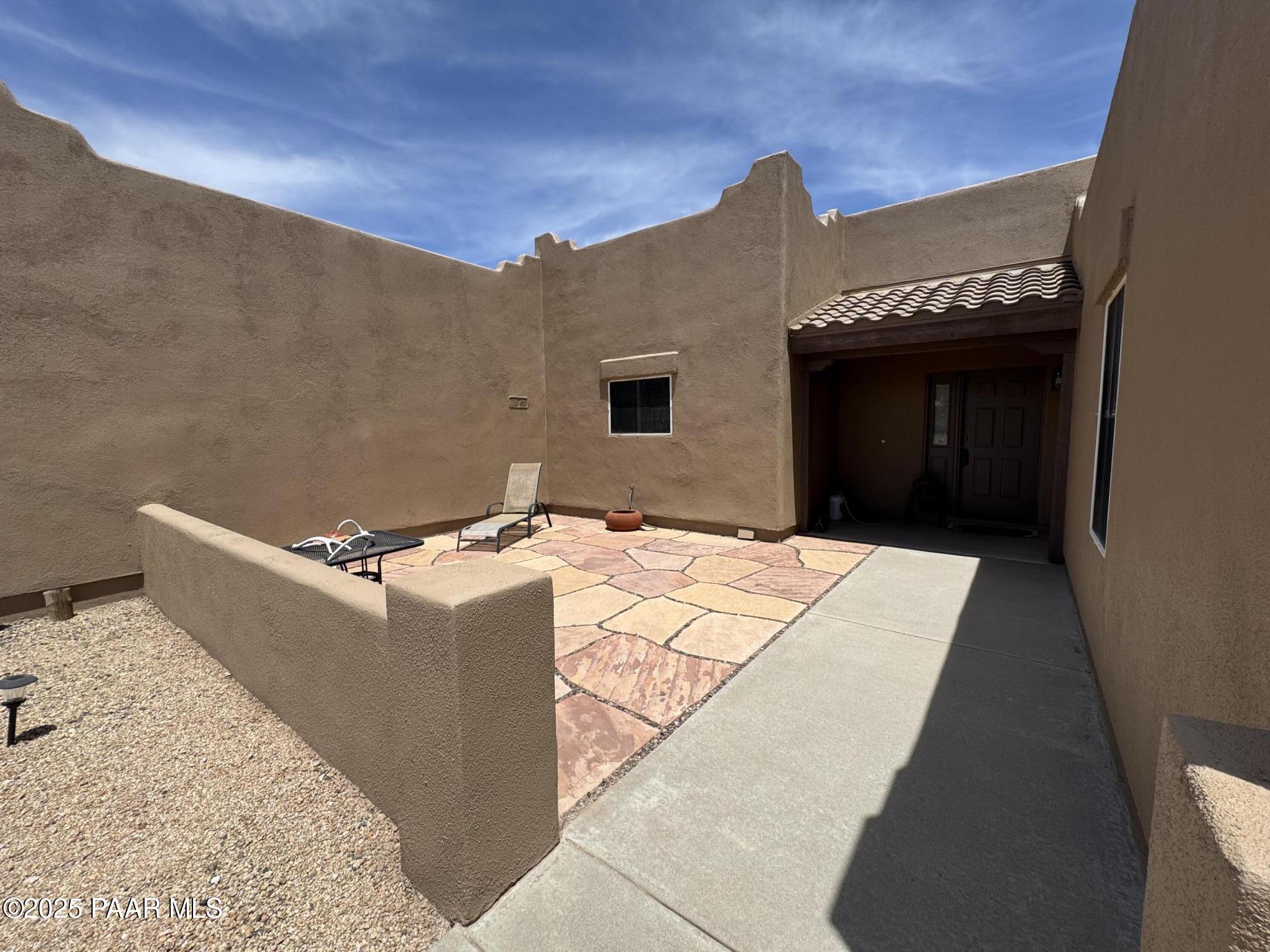 2350 W Gunsite Road