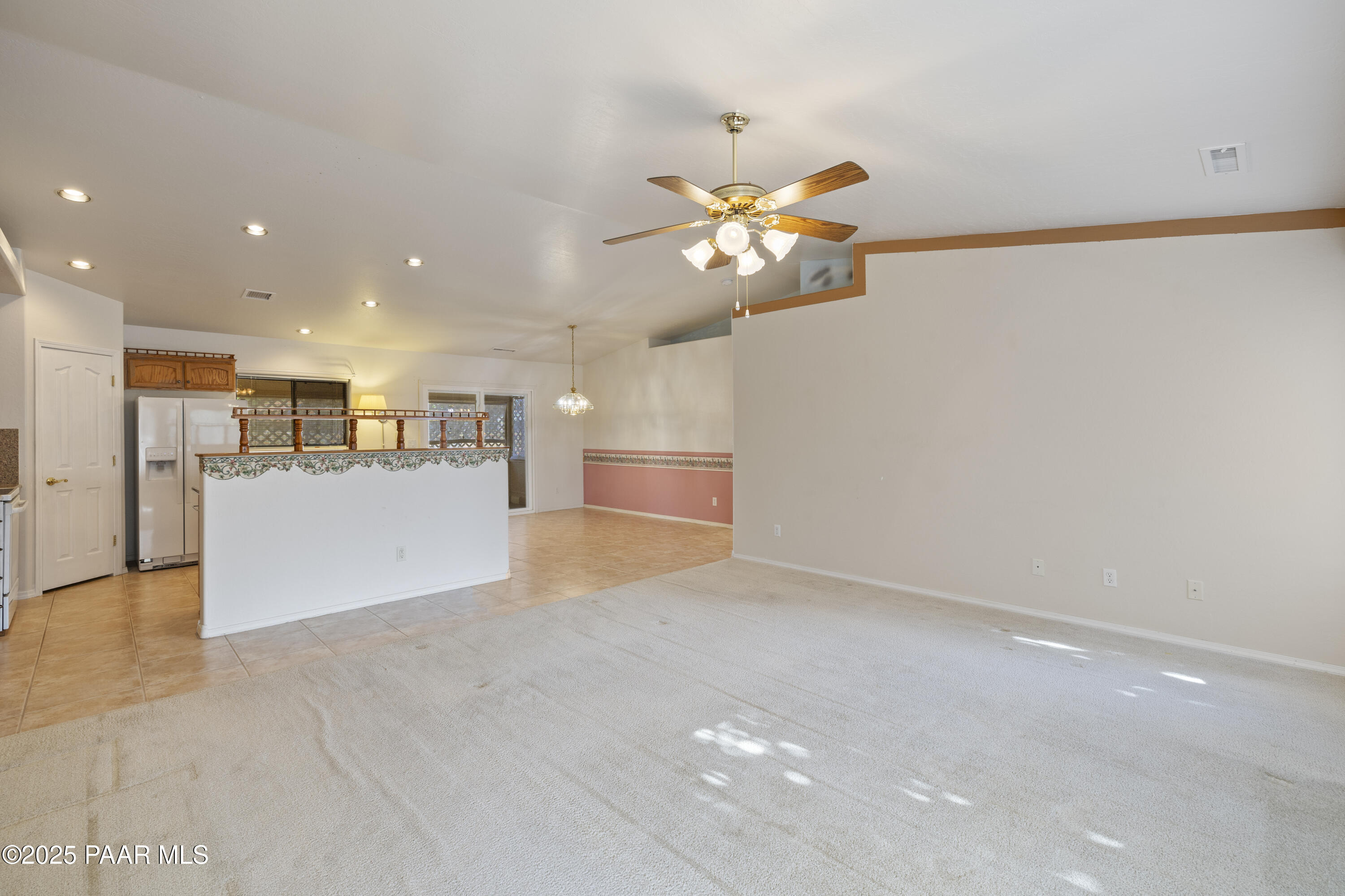 7160 N Sunrise Vista