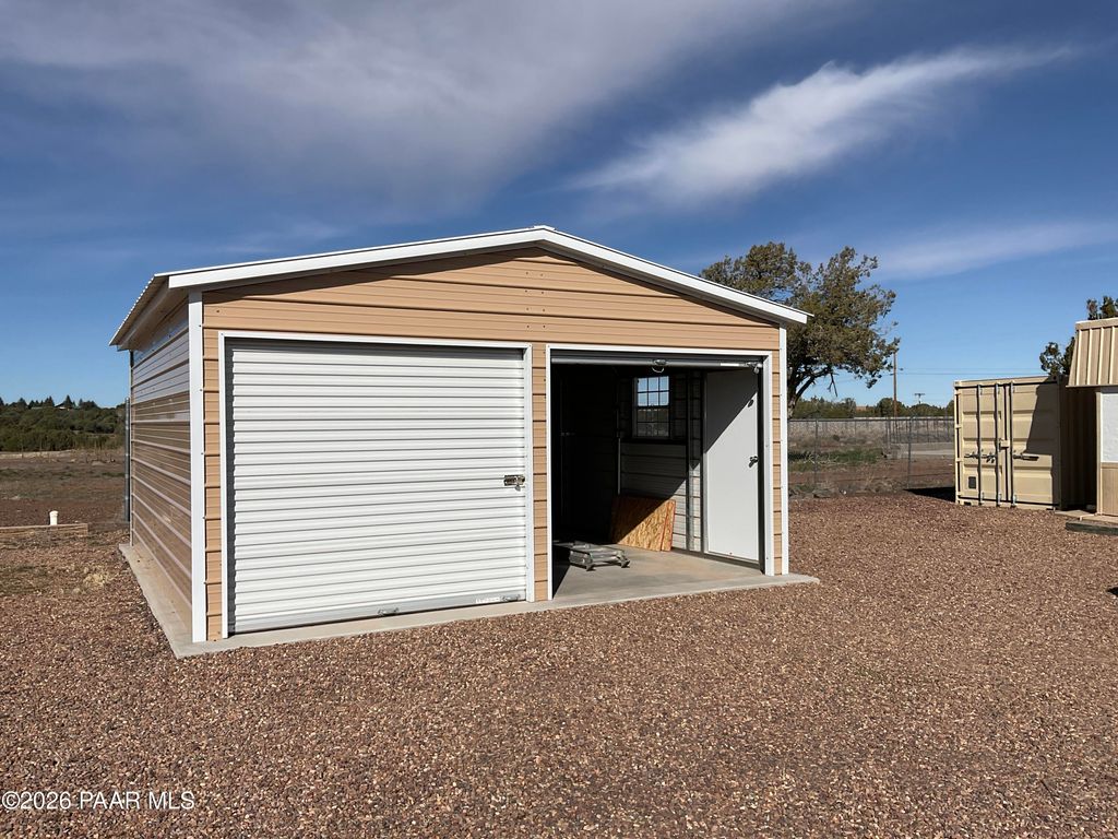 Photo of 8358 Silver Creek Drive, Show Low, AZ 85901 (MLS # 1082033)