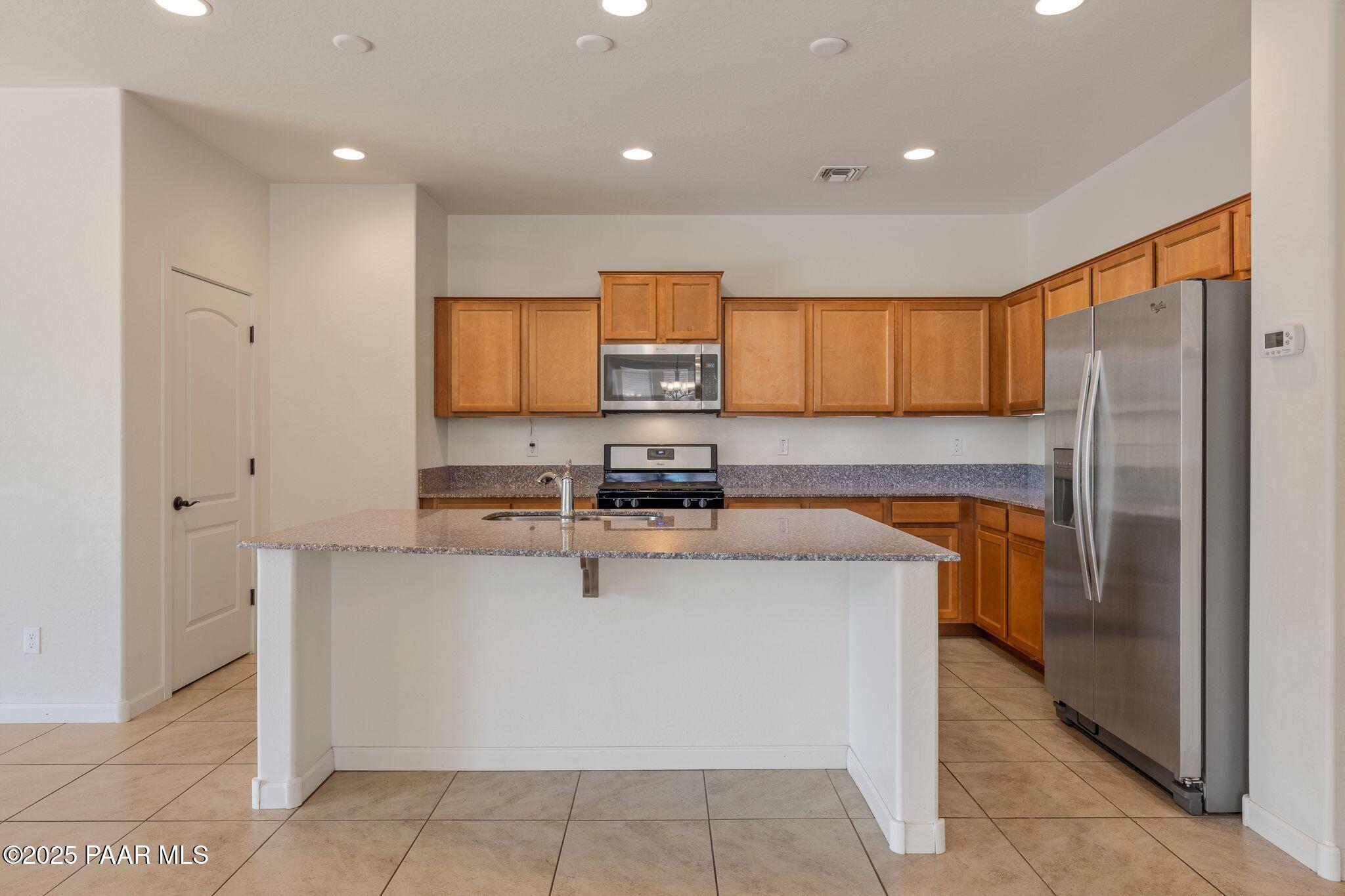 1227 Essex Way