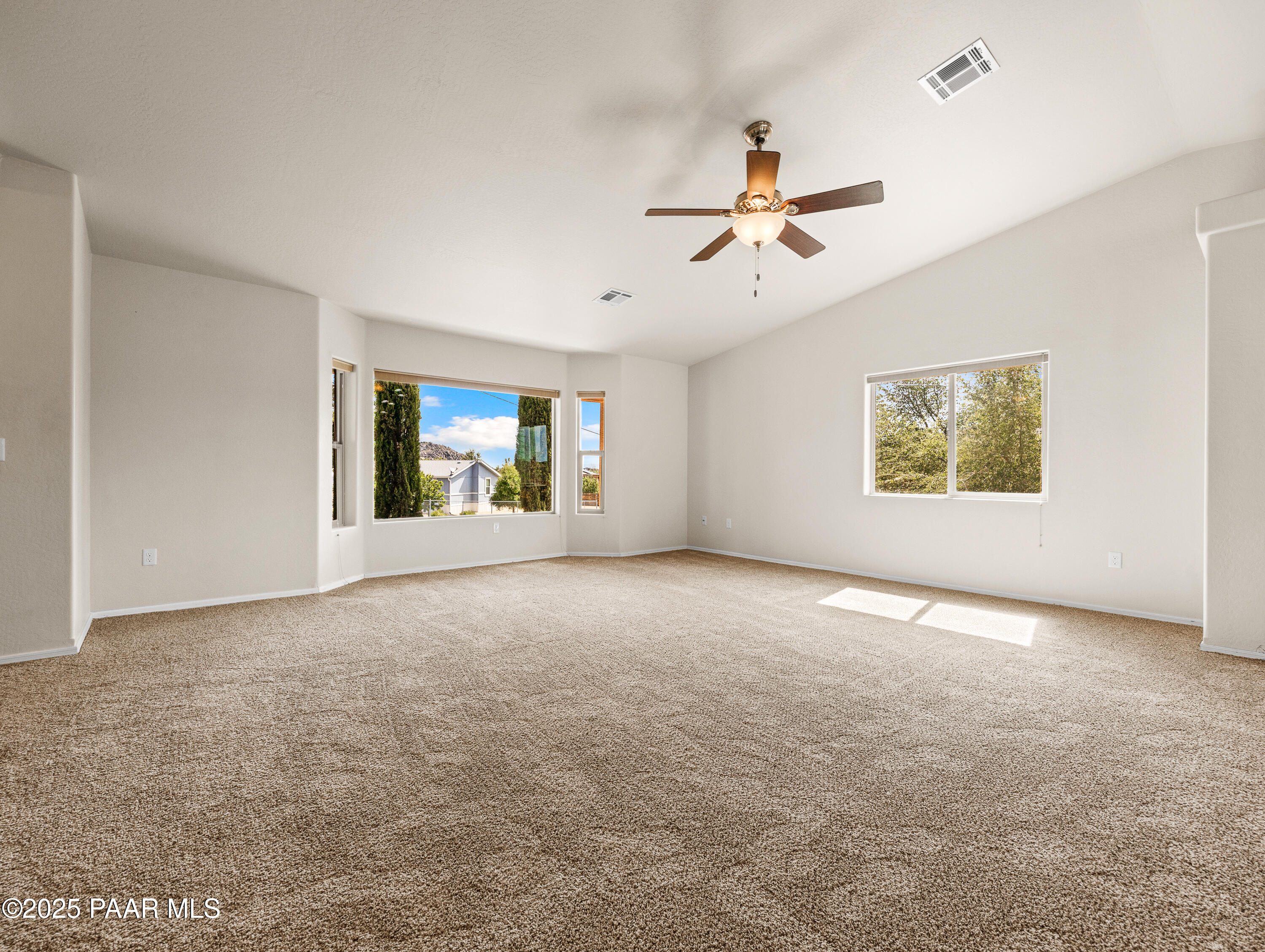 17613 W Westward Drive