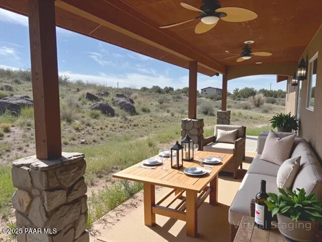 815 E Paniolo Way