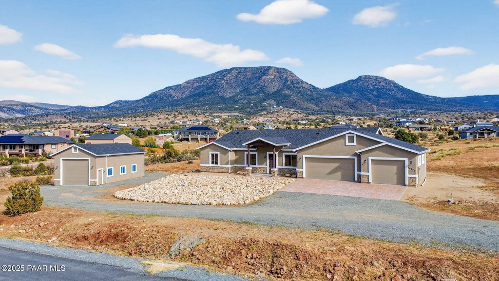 Photo of 14170 E Casa Serena Way, Prescott Valley, AZ 86315 (MLS # 1081687)