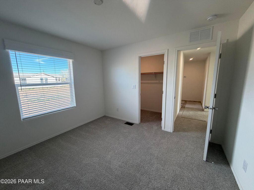 Photo of 400 W Venice Way, Paulden, AZ 86334 (MLS # 1080324)