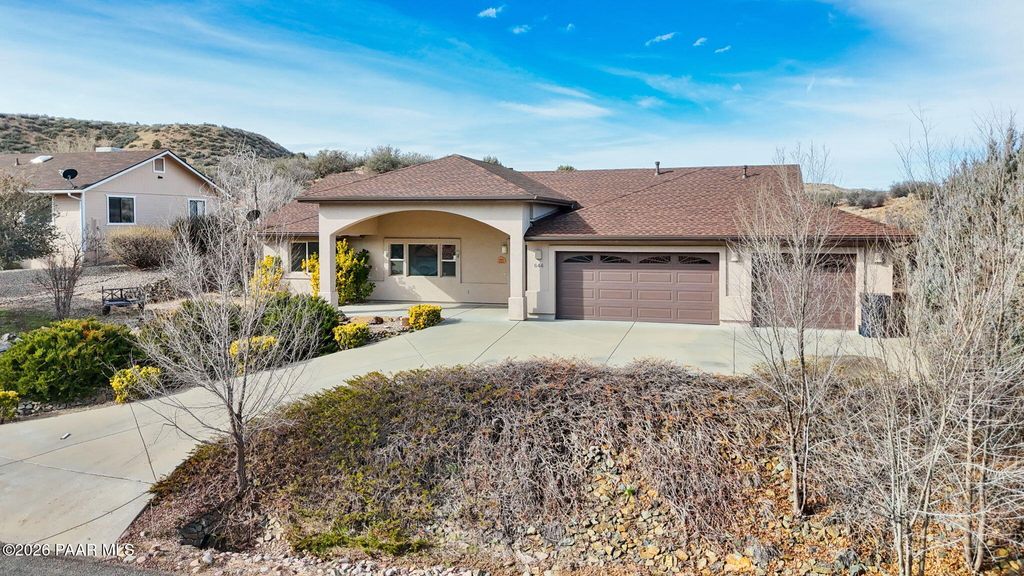 Photo of 644 N Hopi Trail, Dewey-Humboldt, AZ 86327 (MLS # 1079222)