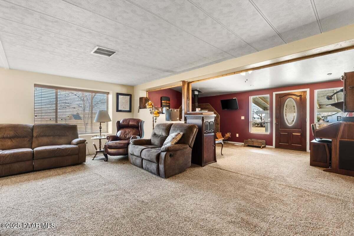 675 W Road 1