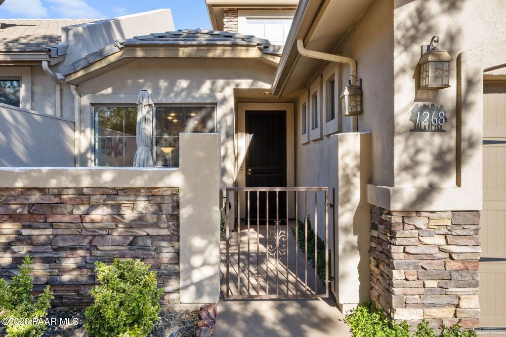 Photo of 1268 Crown Ridge Drive, Prescott, AZ 86301 (MLS # 1080408)