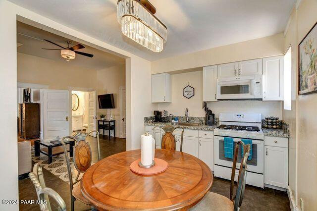 105 S Alarcon Street