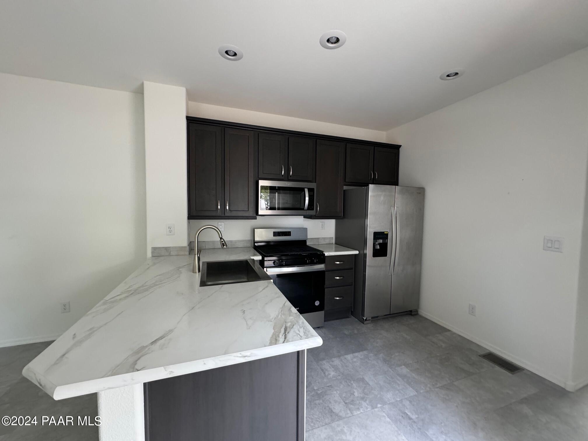 1305 W Adams Avenue 58