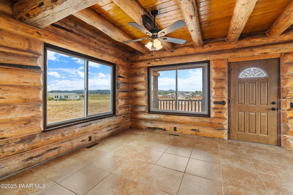 Photo of 25665 N Riesling Lane, Paulden, AZ 86334 (MLS # 1079999)