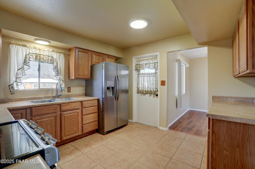 Photo of 20429 E Hereford Drive, Mayer, AZ 86333 (MLS # 1076932)