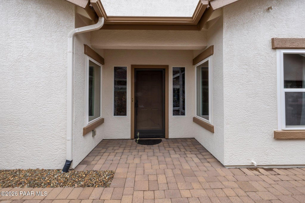 Photo of 558 N Casa Bella Avenue, Dewey-Humboldt, AZ 86327 (MLS # 1083673)