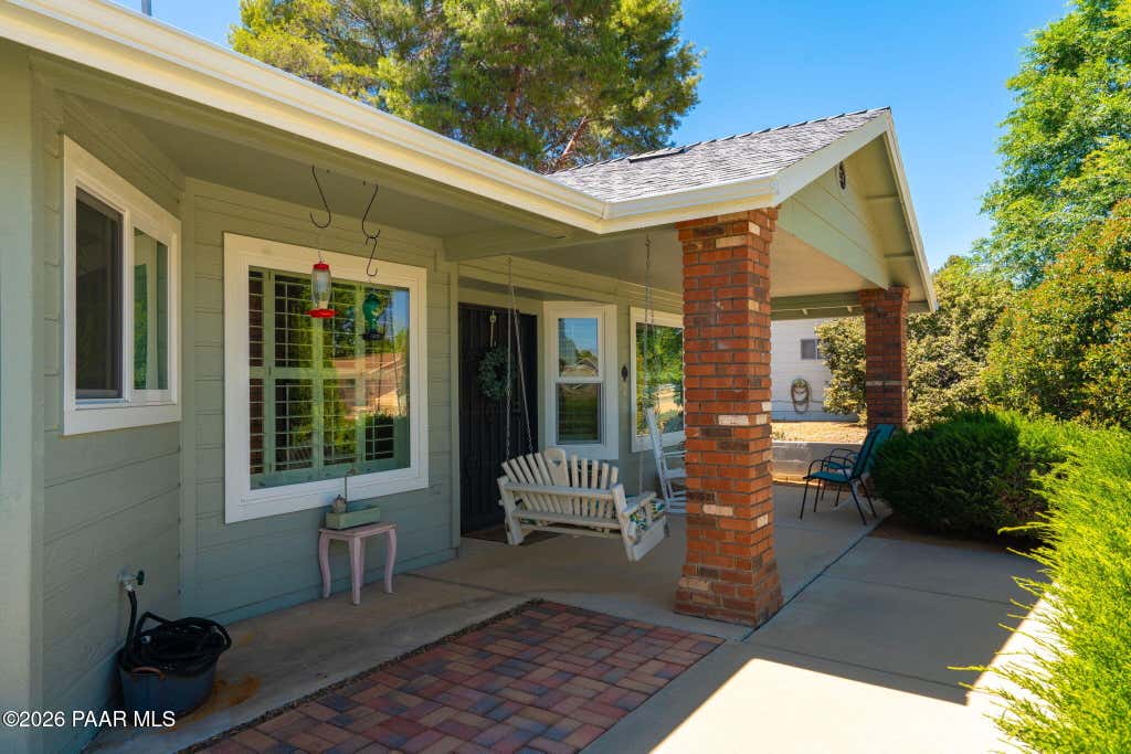 Photo of 750 N Zuni Trail, Dewey-Humboldt, AZ 86327 (MLS # 1082531)