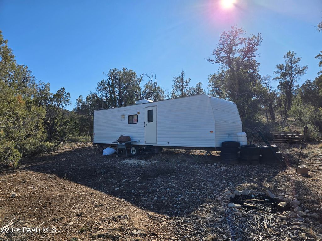 Photo of 138 Arizona Road, Ash Fork, AZ 86320 (MLS # 1078593)