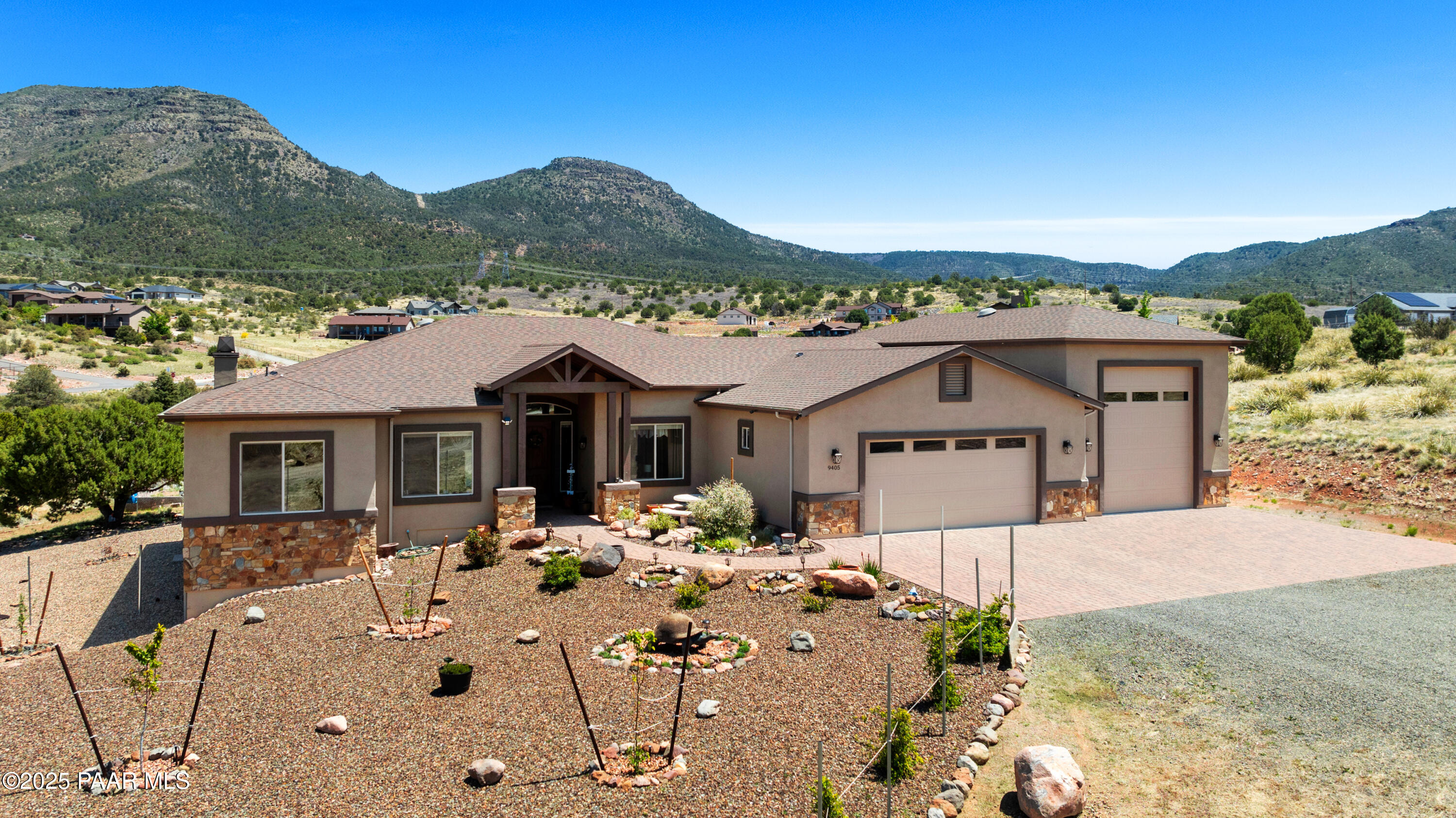 9405 N Dakota Road