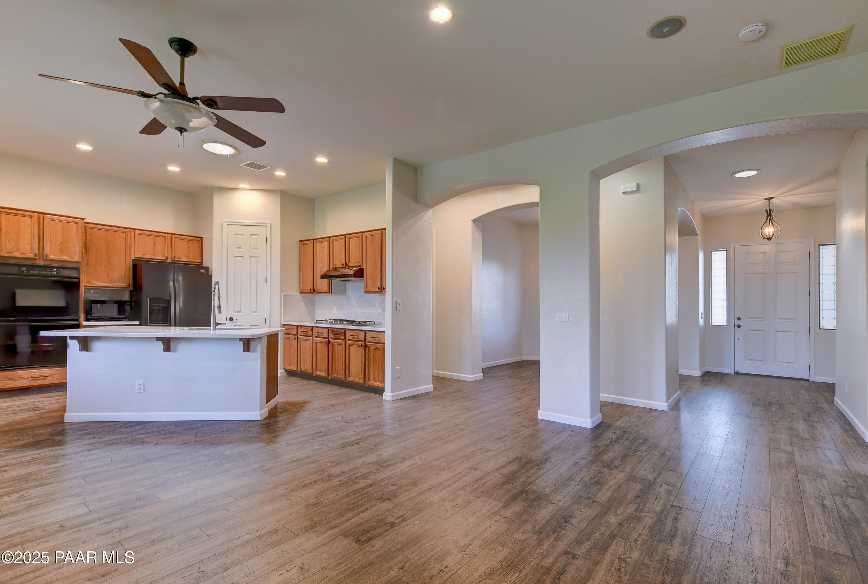 Prescott Valley, Arizona 86314, United States, 4 Bedrooms Bedrooms, ,3 BathroomsBathrooms,Residential,Active,162673