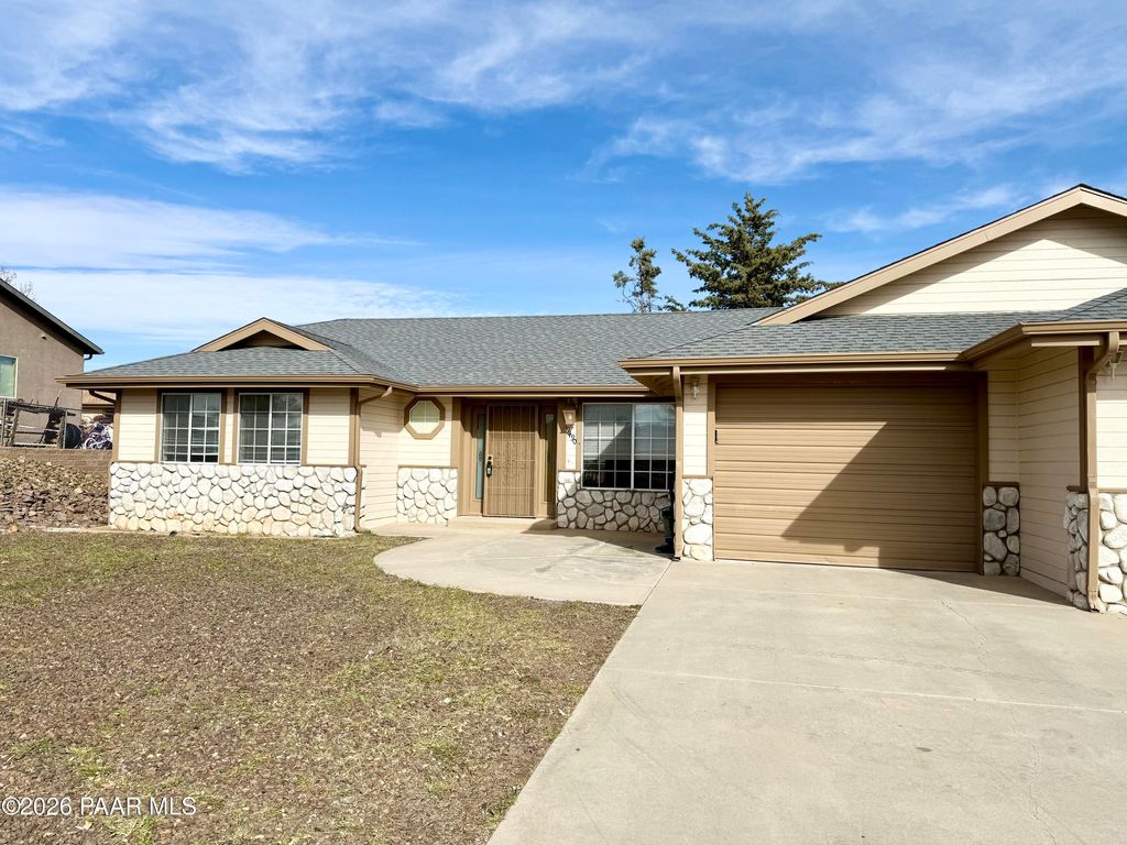 Photo of 9490 E Catalina Drive #A, Prescott Valley, AZ 86314 (MLS # 1079051)