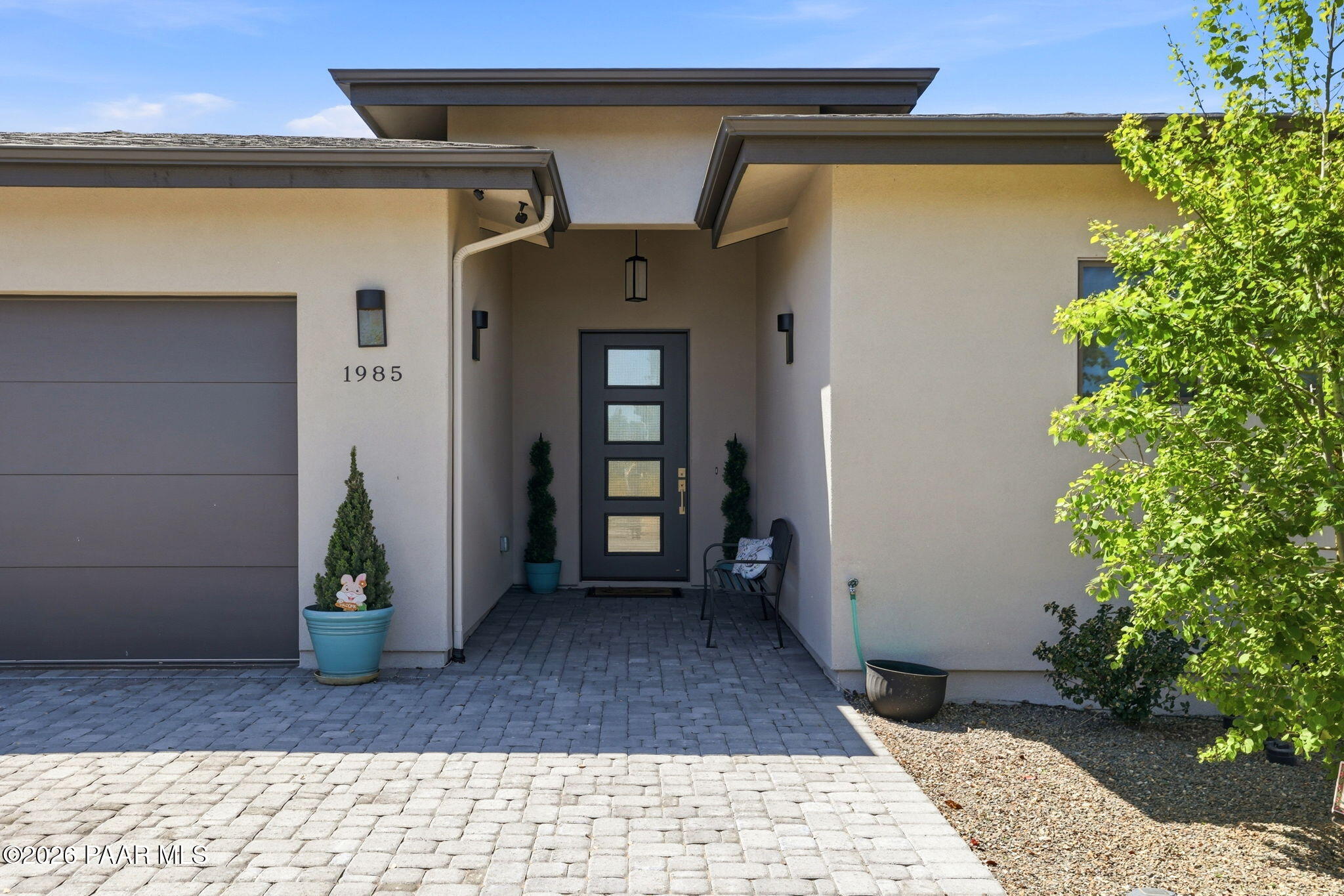 1985 Golf View Lane