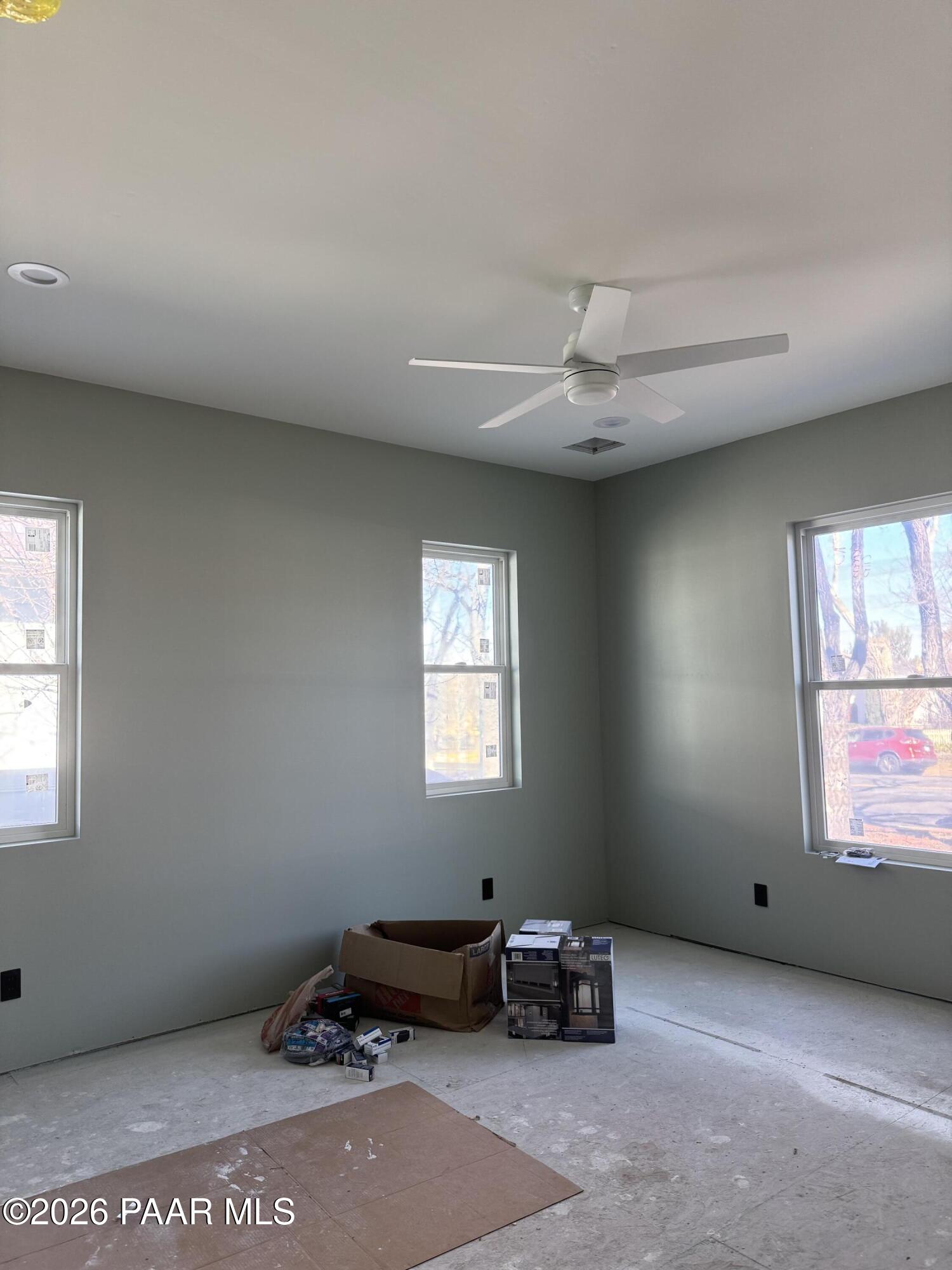 324 N Mount Vernon Avenue