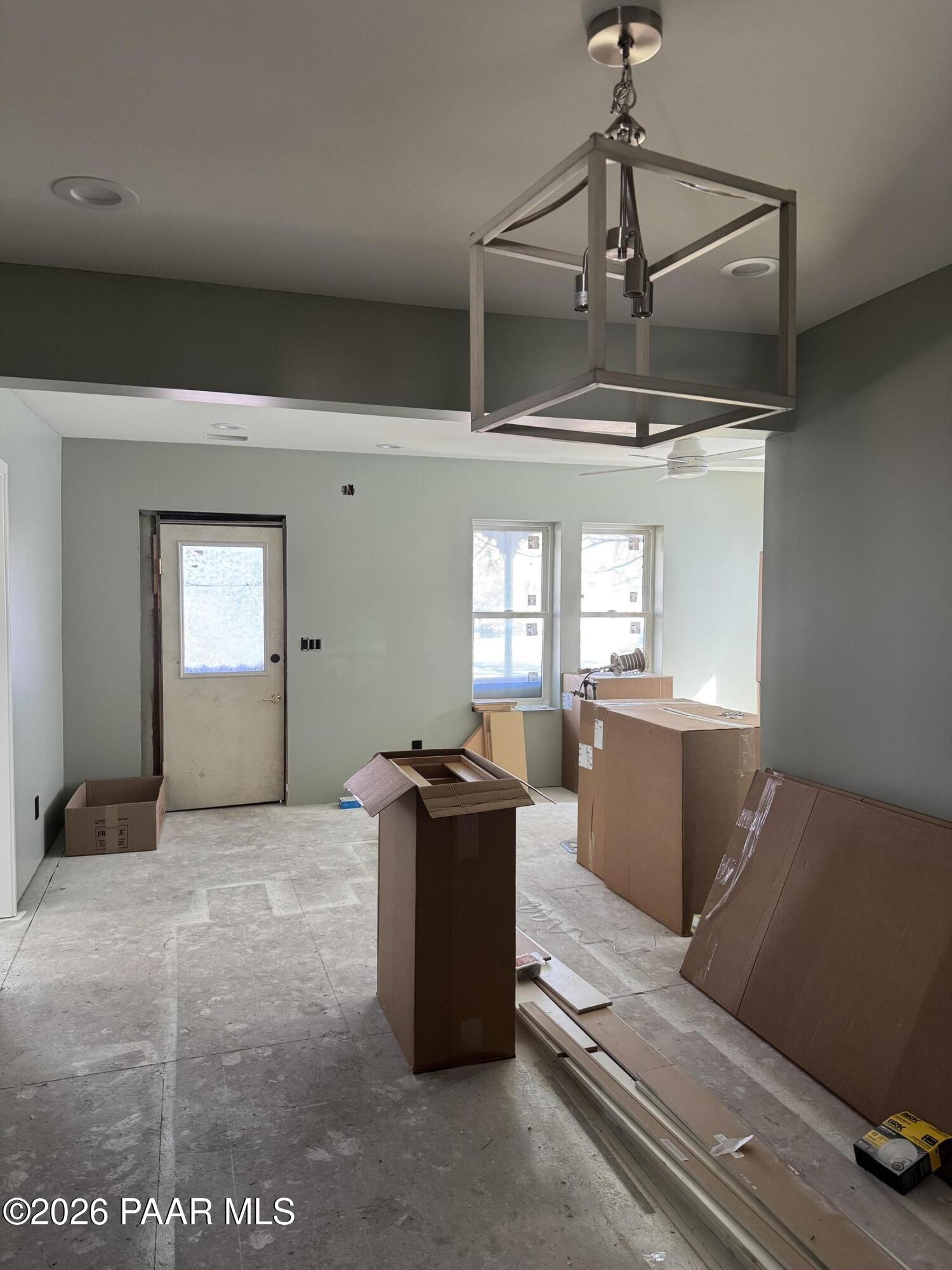 324 N Mount Vernon Avenue