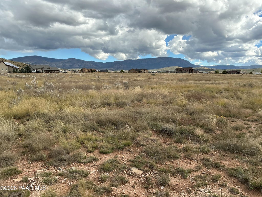 Photo of Tbd E Dawn To Milkyway, Prescott Valley, AZ 86315 (MLS # 1085985)
