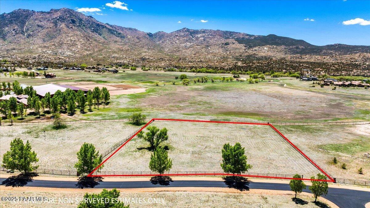 9270 N Callahan Road