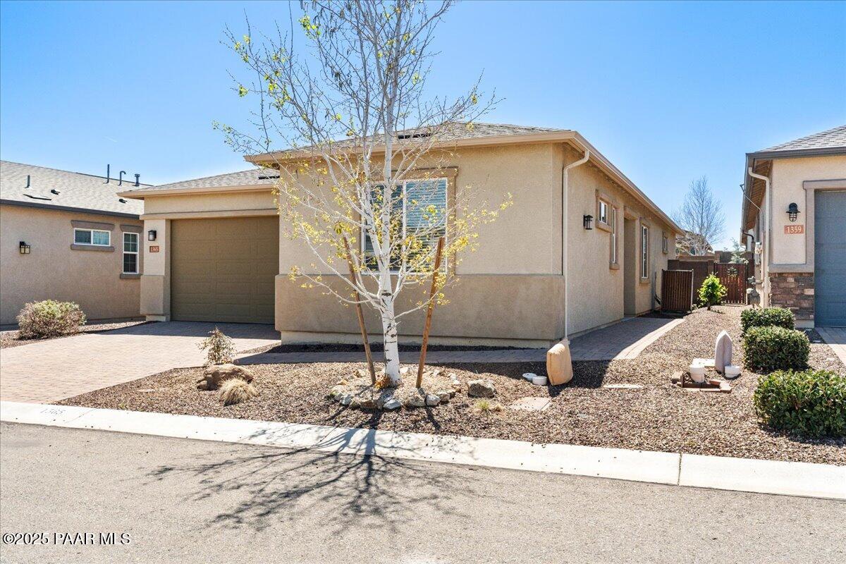 1365 Starling Street