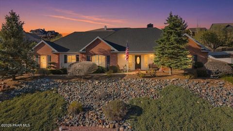 Photo of 814 Golden Hawk Drive, Prescott, AZ 86301 (MLS # 1080290)
