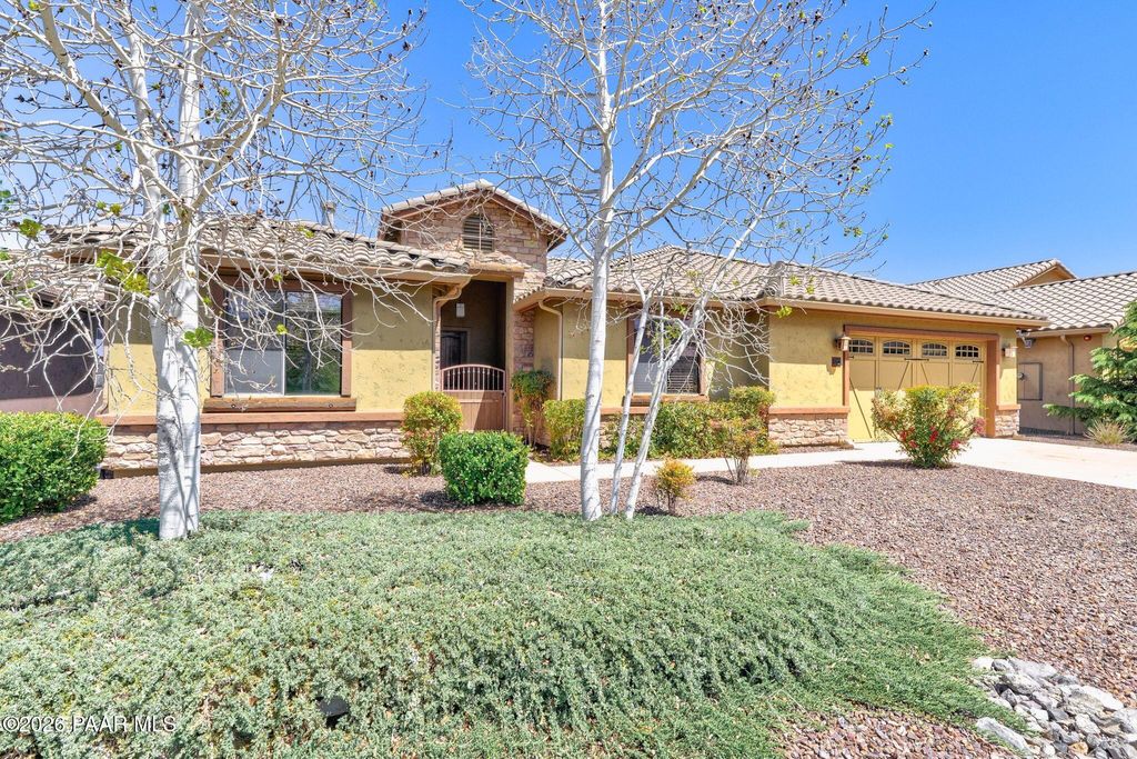 Photo of 1012 Craftsman Drive, Prescott, AZ 86301 (MLS # 1081288)