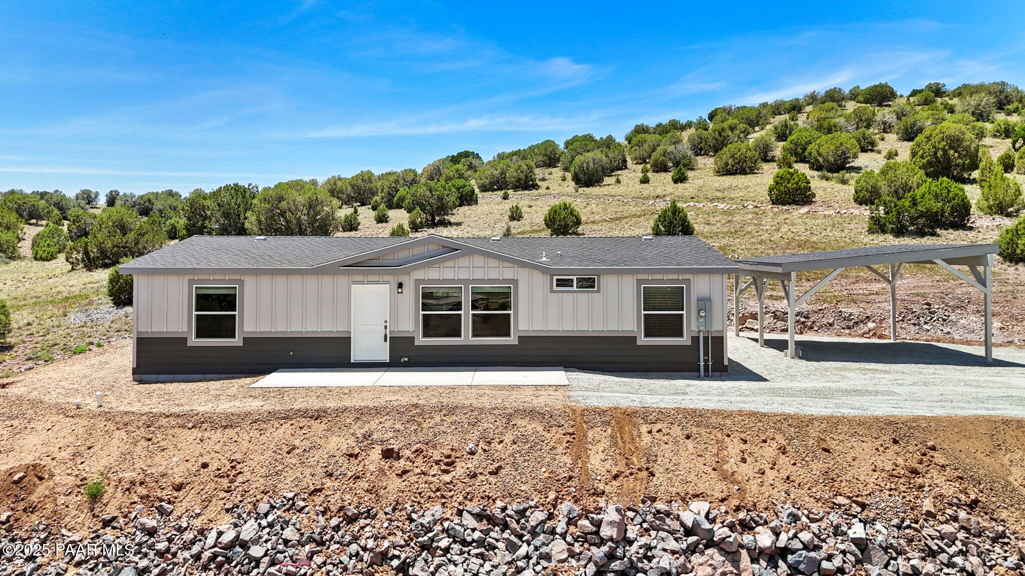 6415 N Hilltop Trail